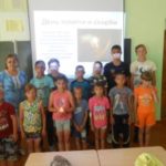 Сегодня ребята летнего лагеря Новокармалинской СОШ вместе со Староюреевской библиотекой присоединились к акции «Марафон памяти». 